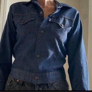 Vintage Levi’s Denim Button Down!